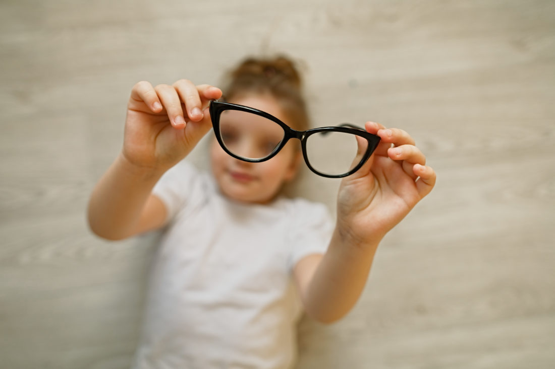Opticien enfant à Lyon Croix Rousse : les lunettes de vue pour enfant -  Optique Debauge